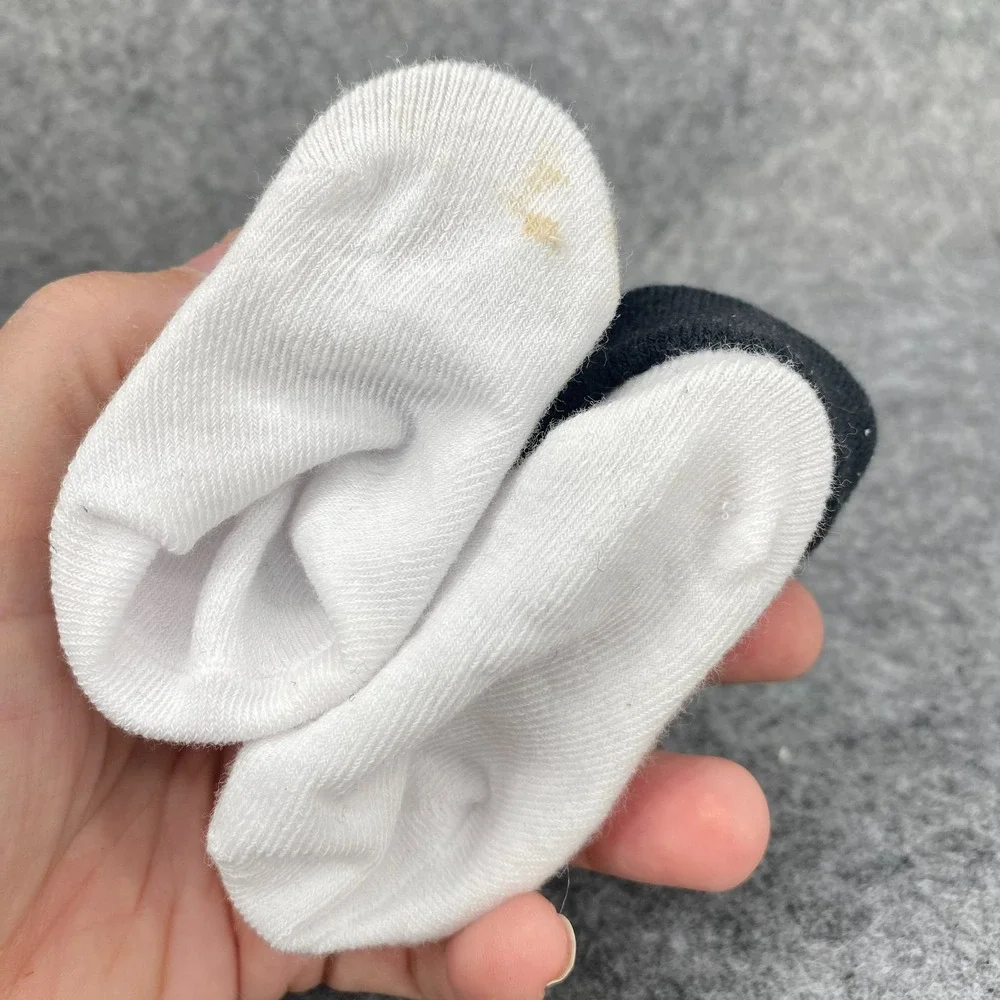 Nike Crib Booties Socks 0-6 Mo Infant Baby Boy Black White Knit Slip On Logo